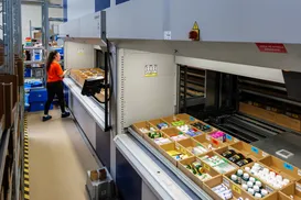 Fotografie – Automatizace ve skladu Grizly se zakladači Compact Lift (14/21)