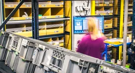 Photograph – Shelf-to-Person robotic warehouse for a leading distributor of electrical installation materials (13/21)