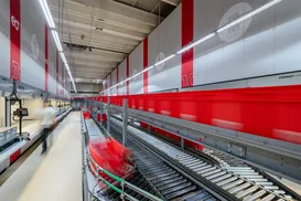 Photograph – New automated warehouse with picking system for eD System company (1/9)