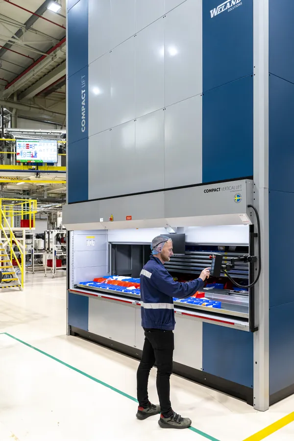 Fotografie – Compact Lift for leading metal packaging manufacturer Trivium Packaging (5/20)