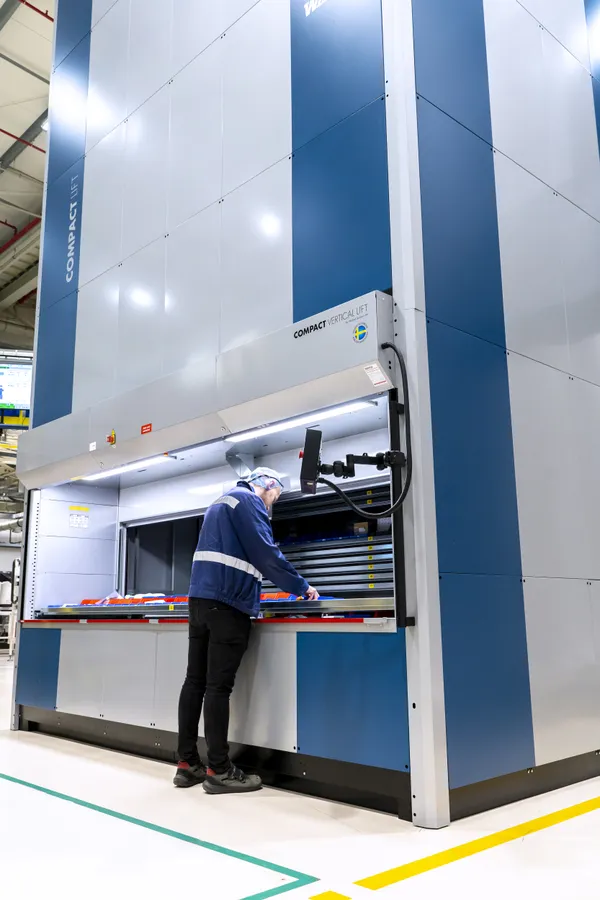 Fotografie – Compact Lift for leading metal packaging manufacturer Trivium Packaging (7/20)