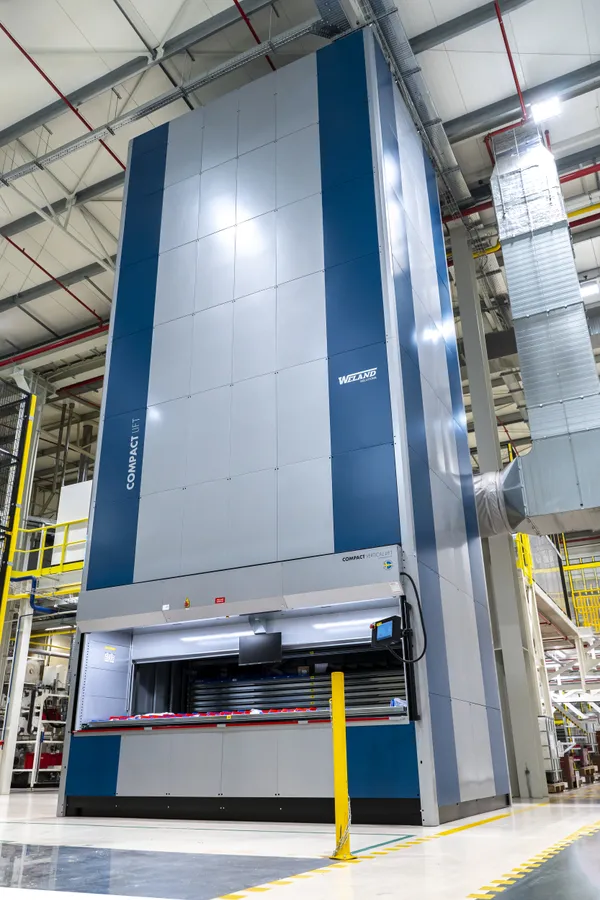 Fotografie – Compact Lift for leading metal packaging manufacturer Trivium Packaging (18/20)